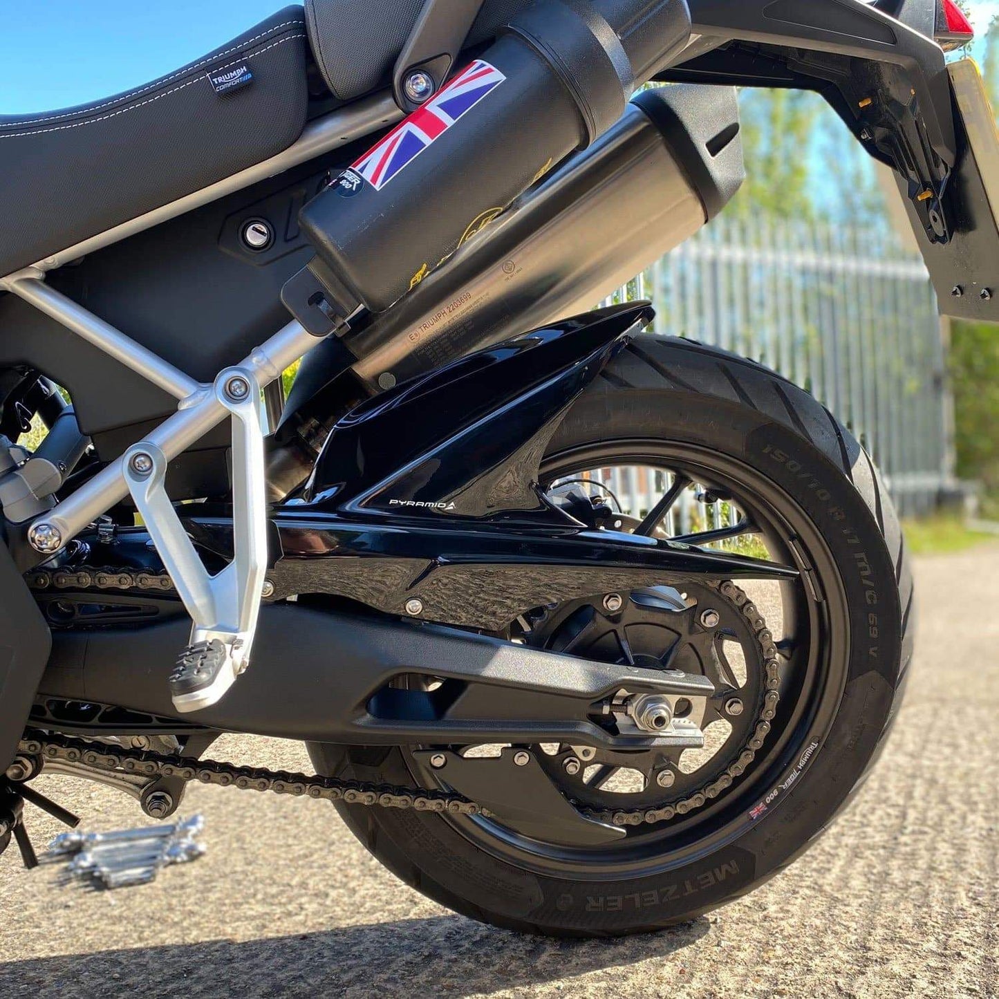 Hugger | Matte Black | Triumph Tiger 850 Sport 2021> - Bikerr