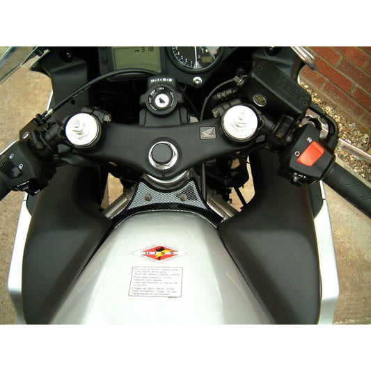 Tank Fillet | Carbon Look | Suzuki GSX 1300 R Hayabusa 1999>2007 - Bikerr